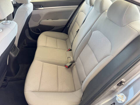 2019 Hyundai Elantra