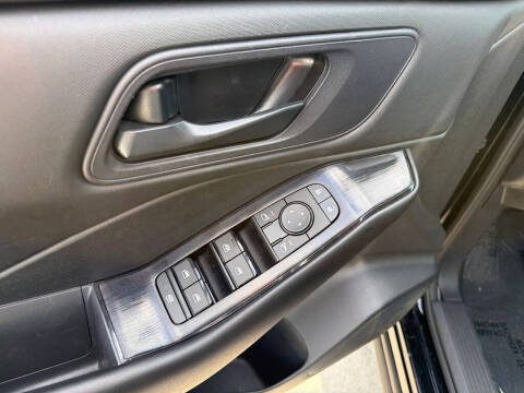 2024 Nissan Rogue S
