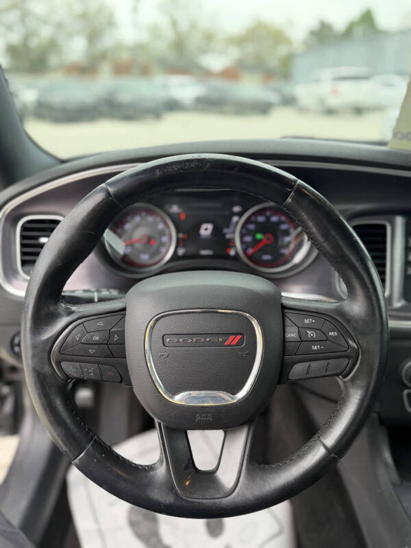 2015 Dodge Charger SE