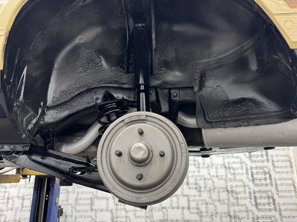 1985 Chrysler Le Baron 55