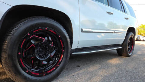2017 Cadillac Escalade Luxury