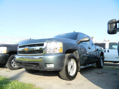 2007 Chevrolet Silverado 1500 for sale at Auto House Of Fort Wayne in Fort Wayne IN