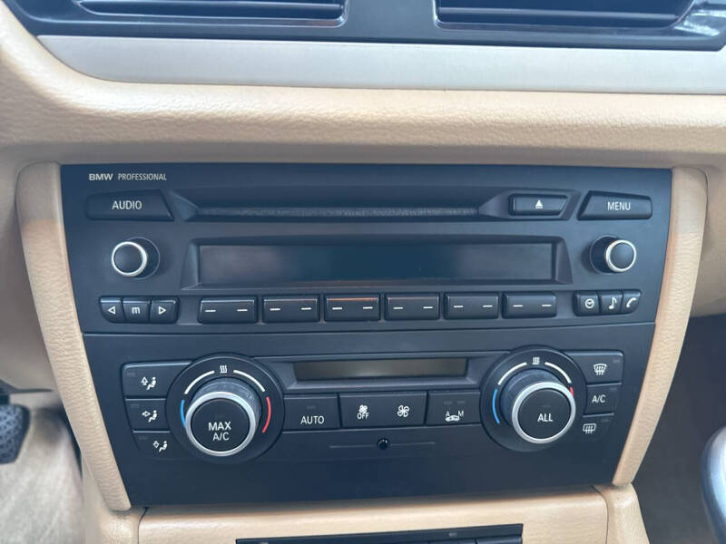 2015 BMW X1 sDrive28i