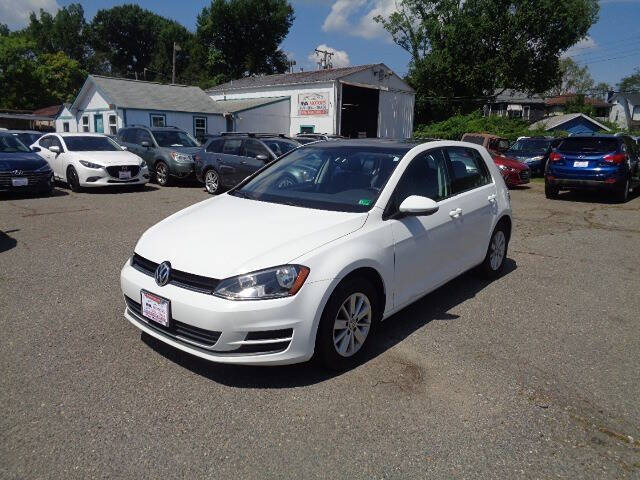 2016 Volkswagen Golf TSI SE