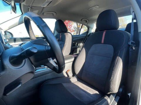 2023 Nissan Sentra SR