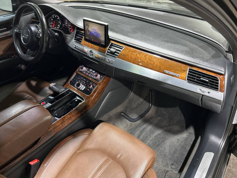 2011 Audi A8 quattro