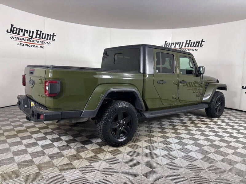 2021 Jeep Gladiator Sport