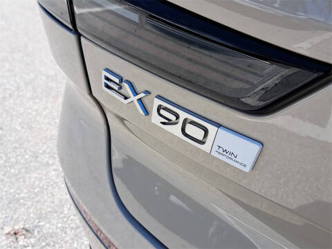 2025 Volvo EX90 Twin Performance Plus 6P