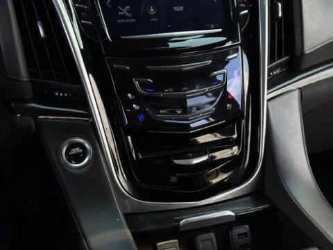 2020 Cadillac Escalade Platinum