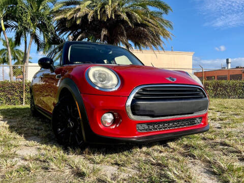2016 MINI Hardtop 4 Door Cooper