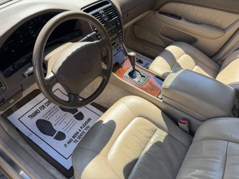 1996 Lexus LS 400