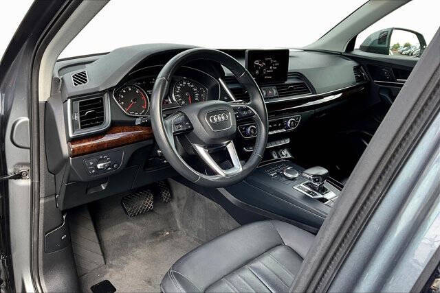 2019 Audi Q5 quattro Premium 45 TFSI