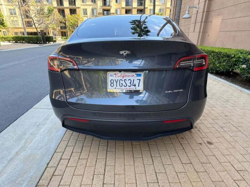 2024 Tesla Model Y Performance