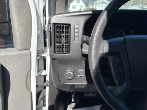 2019 Chevrolet Express 2500