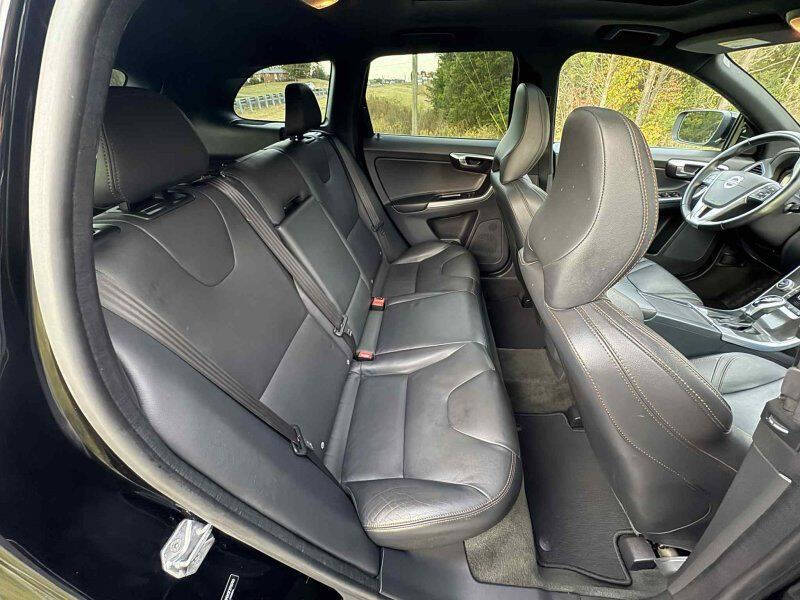 2015 Volvo XC60 T5 Drive-E Premier