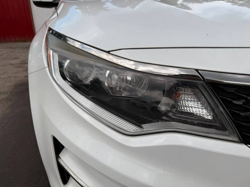 2017 Kia Optima LX