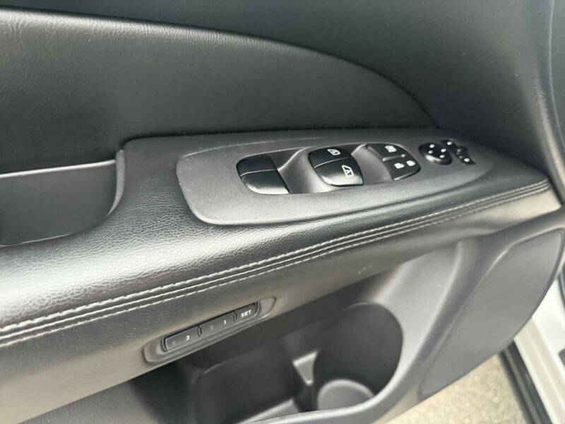 2014 Nissan Pathfinder Platinum