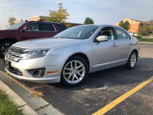 2010 Ford Fusion for sale at Fuzzy Dice Motorz LLC in Batavia IL