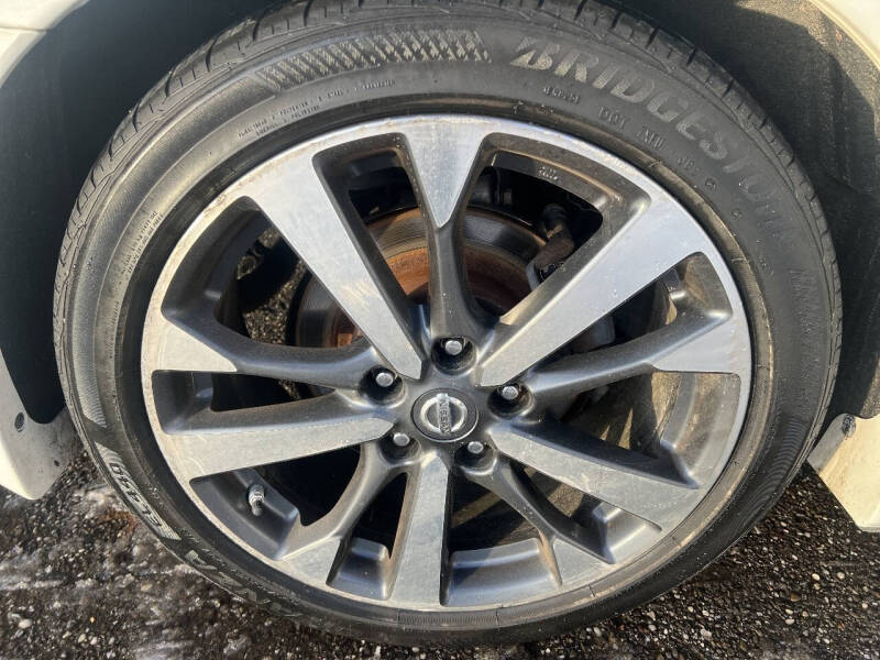 2016 Nissan Altima 2.5 SR