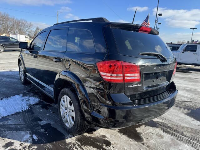 2019 Dodge Journey SE photo 4