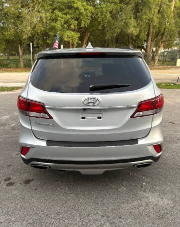 2018 Hyundai Santa Fe SE