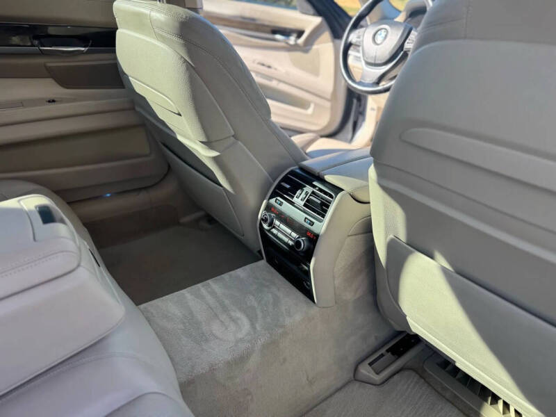 2013 BMW 7 Series 740Li xDrive