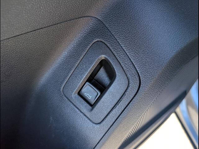 2022 Volkswagen Atlas Cross Sport V6 SEL Premium R-Line 4Motion