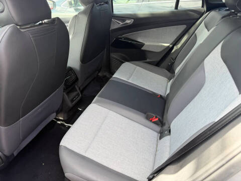 2023 Volkswagen ID.4 Pro