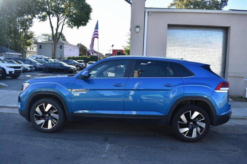 2024 Volkswagen Atlas Cross Sport SE