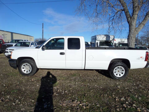 2006 Chevrolet Silverado 1500 for sale at AUTO FLEET REMARKETING, INC. in Van Alstyne TX