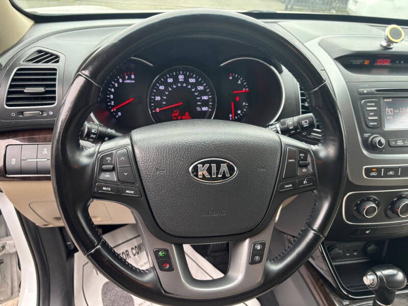 2014 Kia Sorento LX