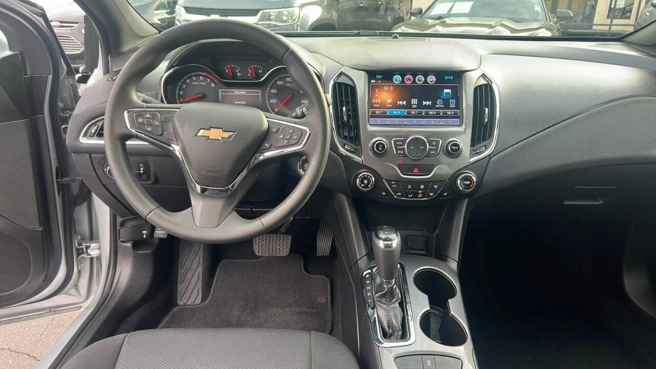 2018 Chevrolet Cruze for sale at Auto Plaza in Fresno, CA