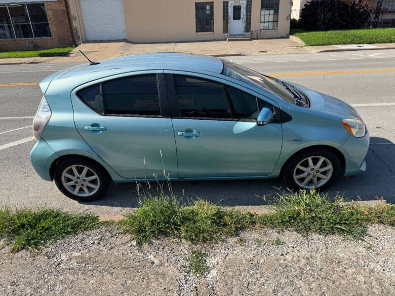 2013 Toyota Prius c Three