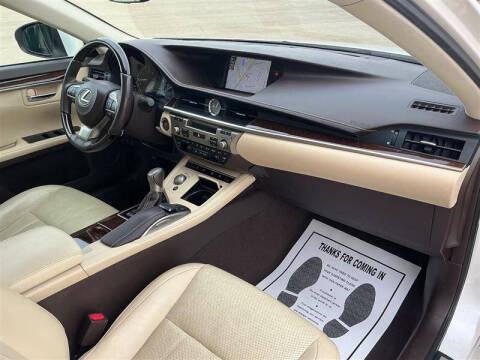2017 Lexus ES 350