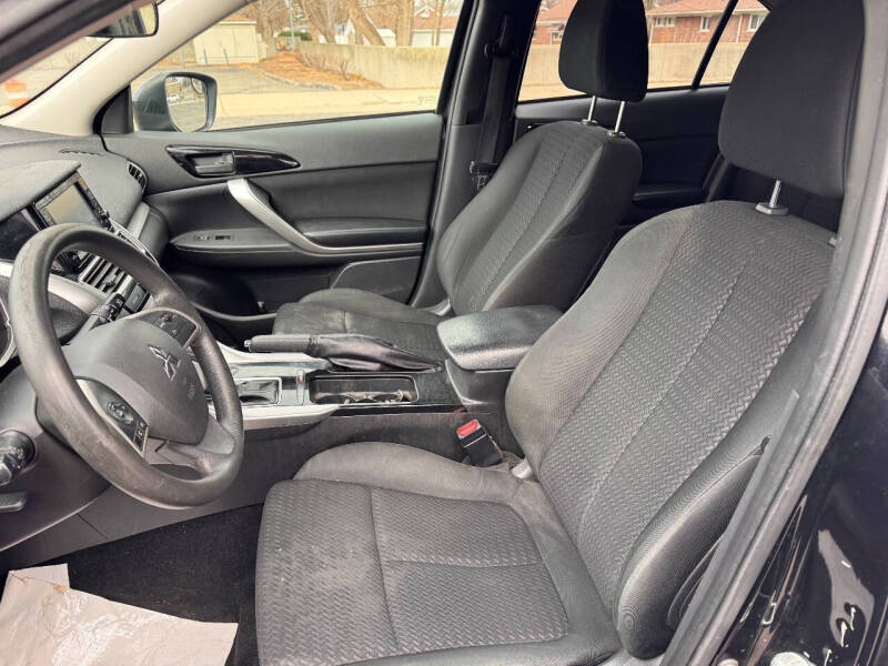 2019 Mitsubishi Eclipse Cross ES