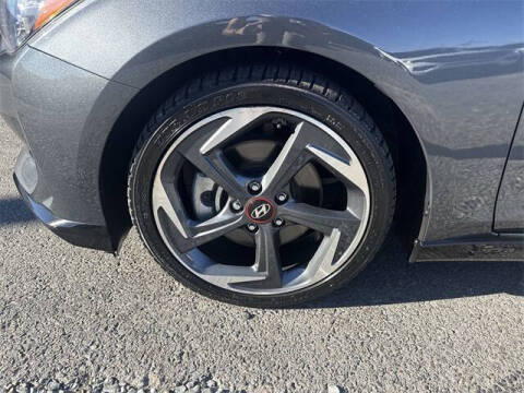 2020 Hyundai Veloster