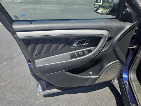 2011 Ford Taurus SEL