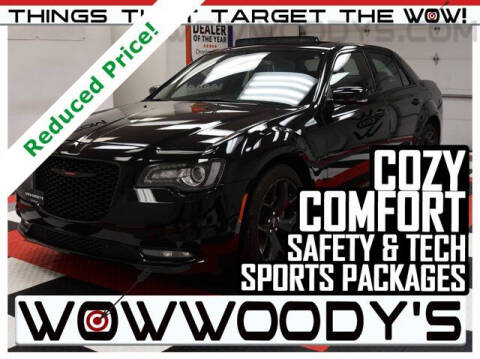 2022 Chrysler 300 for sale at WOODY'S AUTOMOTIVE GROUP in Chillicothe MO