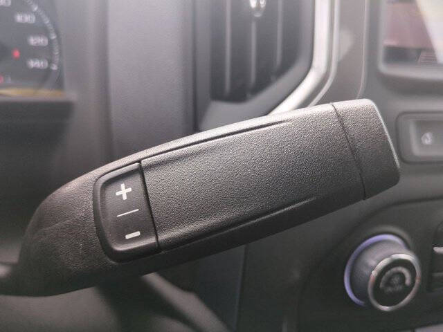 2025 Chevrolet Silverado 3500HD CC