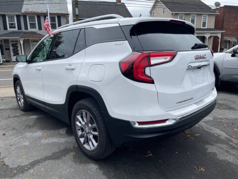 2022 GMC Terrain SLT
