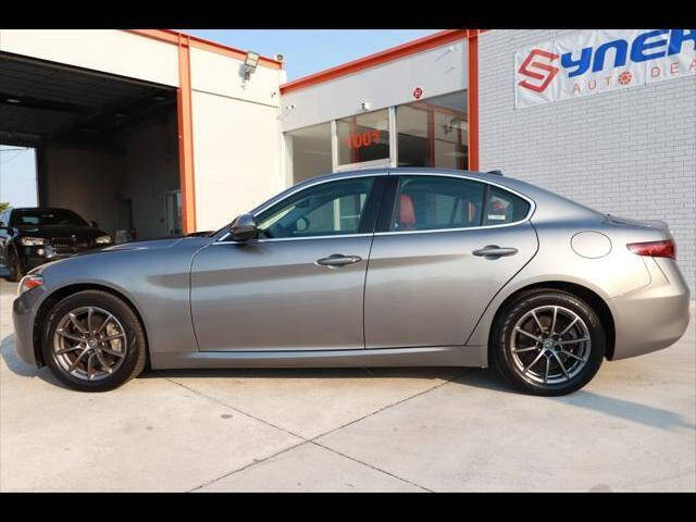 2018 ALFA ROMEO Giulia (952) Sedan - $15,297