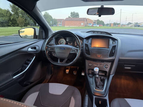 2018 Ford Focus ST