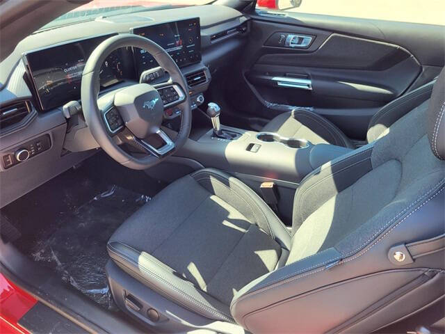 2025 Ford Mustang EcoBoost