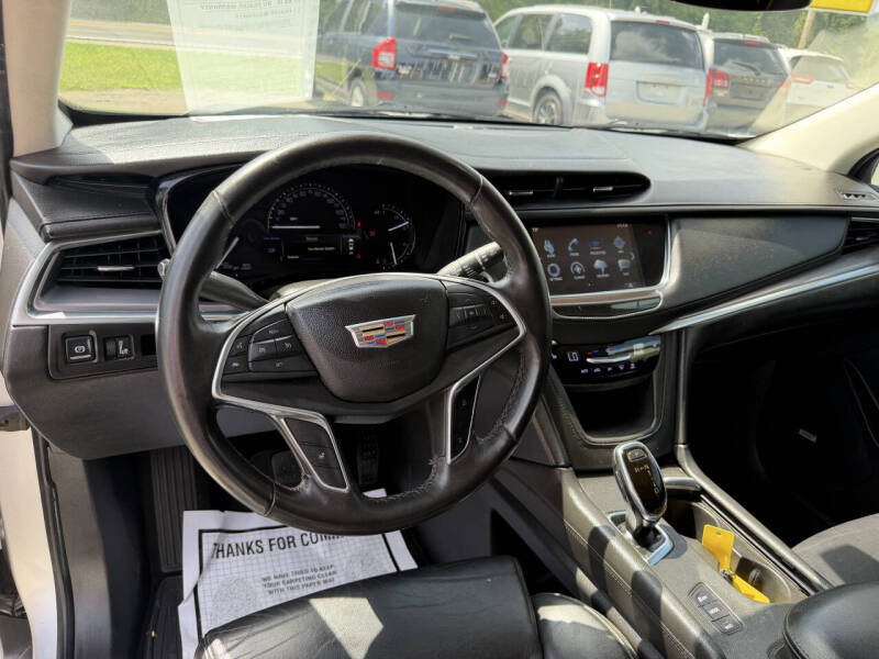 2017 Cadillac XT5 Luxury