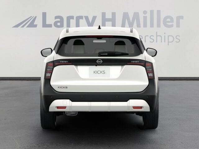 2026 Nissan Kicks S