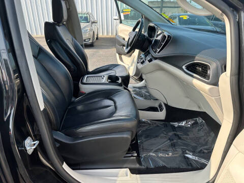 2021 Chrysler Pacifica Touring L