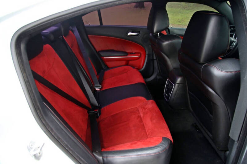 2015 Dodge Charger R/T Scat Pack