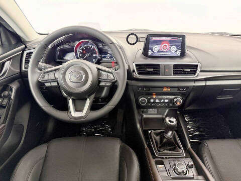 2018 Mazda MAZDA3 Grand Touring