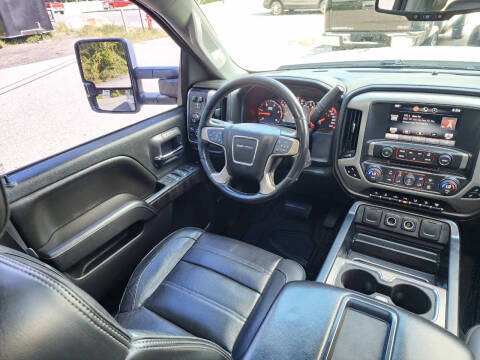 2015 GMC Sierra 2500HD Denali