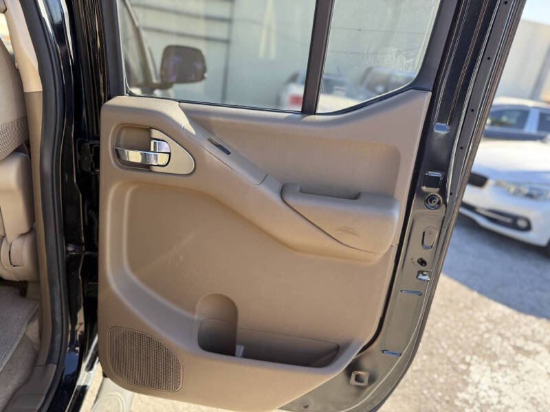 2005 Nissan Frontier SE